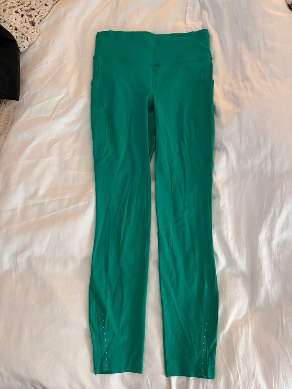 Lululemon Green High-Waist Leggings with Side Pockets